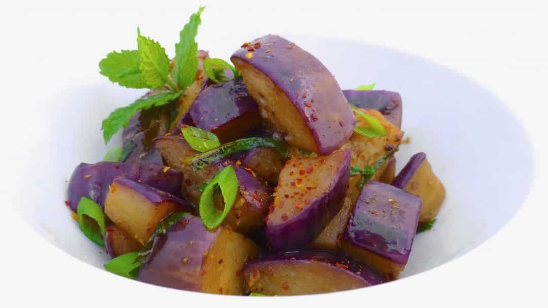 Easy Egg & Eggplant Curry Recipe Eggs are a great vegetarian protein alternative. How about this spiced quail egg and eggplant curry recipe for dinner tonight?