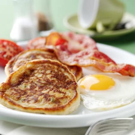 March 17, here we are again! Hunting for St Patrick's Day recipes and other delicious ideas as always. I truly hope that I can be of some help to you this year!
