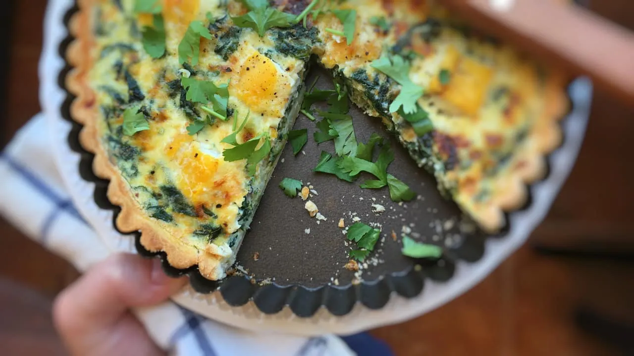Easy Smoked Haddock & Spinach Quiche Fond of smoked fish and quiches? Watch my video of how I make a savory smoked haddock and spinach quiche in my KitchenAid Stand Mixer Mini!