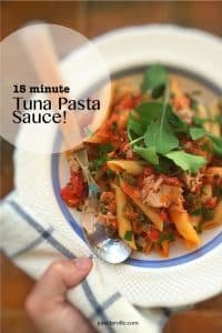 15 Minute Easy Tuna Pasta Sauce So then, are you looking for a funky spaghetti sauce? Try this easy tuna pasta sauce: al dente penne with a chunky tuna and tomato sauce... Ready in 15 minutes!