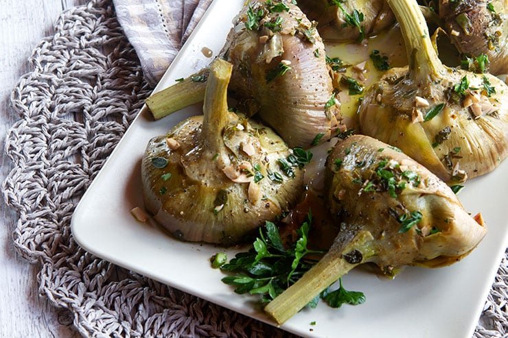 How to cook fresh artichokes? What dishes can you make? Check out these 20 best fresh artichoke recipes from fellow food bloggers!