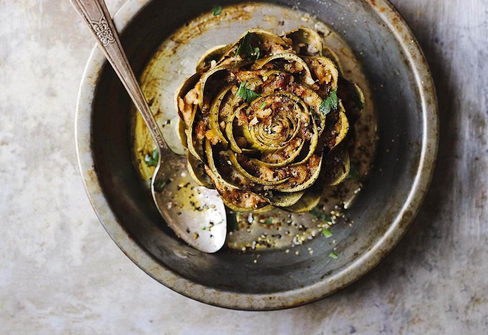 How to cook fresh artichokes? What dishes can you make? Check out these 20 best fresh artichoke recipes from fellow food bloggers!