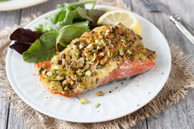 Baked salmon makes a delicious family dinner! Check out these 20 very best baked salmon recipes from fellow food bloggers!