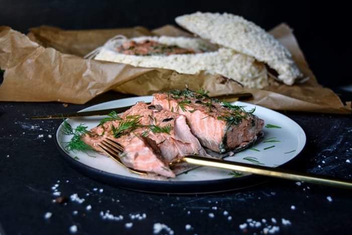 Baked salmon makes a delicious family dinner! Check out these 20 very best baked salmon recipes from fellow food bloggers!
