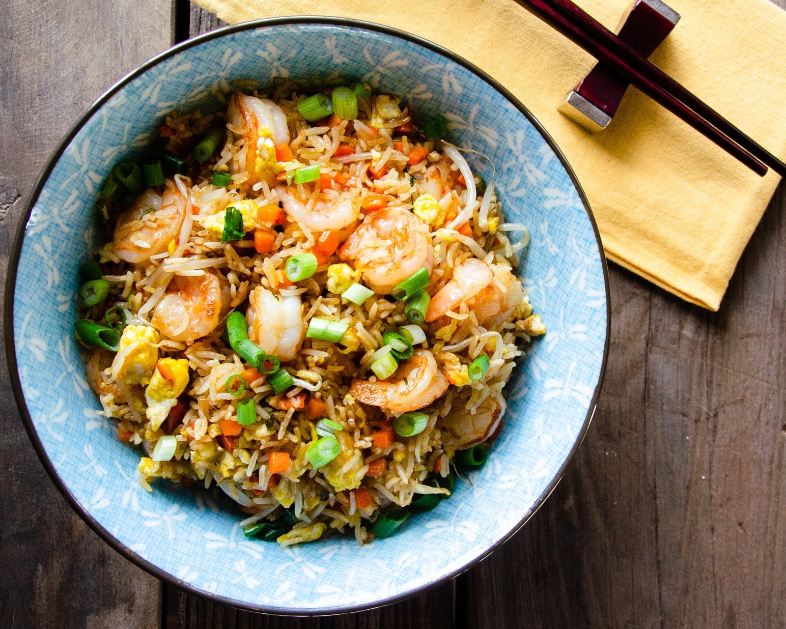 Leftover rice in your fridge? Love it! So many fried rice recipes to make with it the day after. Check out these 20 best fried rice recipes!