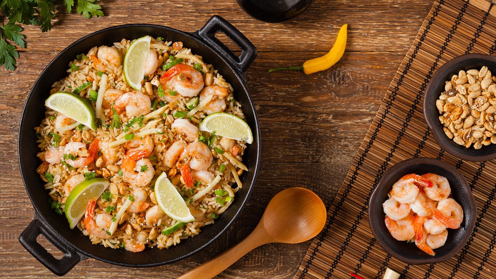 Leftover rice in your fridge? Love it! So many fried rice recipes to make with it the day after. Check out these 20 best fried rice recipes!