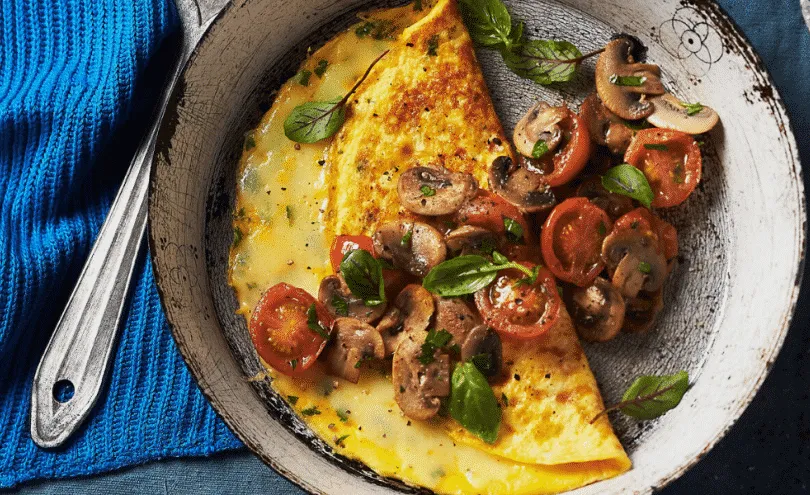 Do you know how to make an omelet? Omelet are great for breast, lunch or dinner. Check out these 20 omelet recipes for more inspiration!