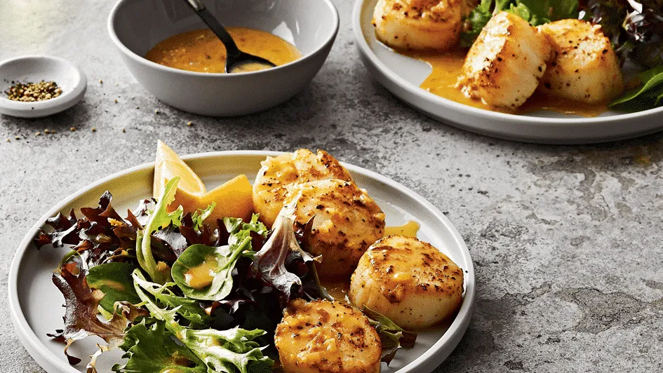 Fresh scallops are delicious. How do you usually cook them? Check out these 20 best fresh scallop recipes from fellow food bloggers!