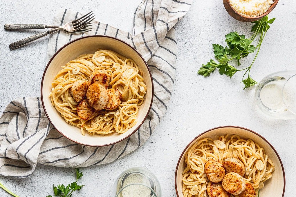Fresh scallops are delicious. How do you usually cook them? Check out these 20 best fresh scallop recipes from fellow food bloggers!
