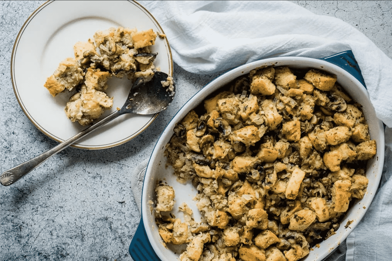 Keeping your Thanksgiving turkey stuffing classic or are you looking for a stuffing with creative twist this year? Check out these 20 stuffing recipes!