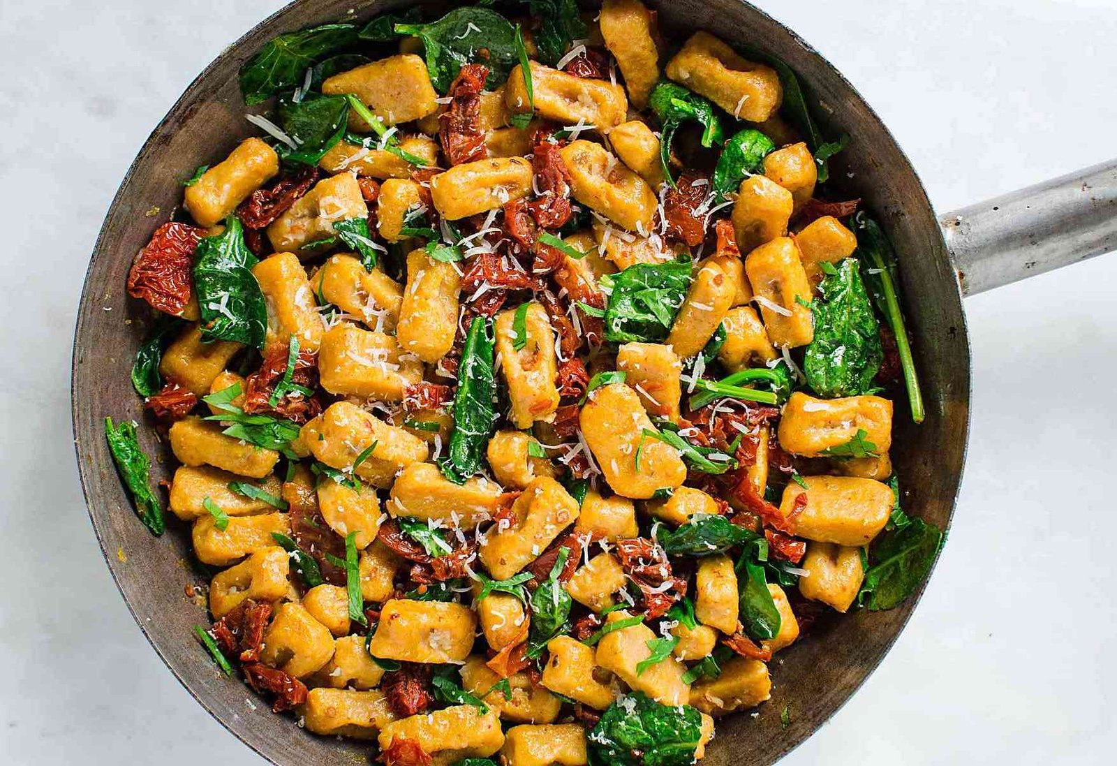 Are you a sweet potato of fan? Then you should definitely check out this roundup of some of the best sweet potato recipes ever!