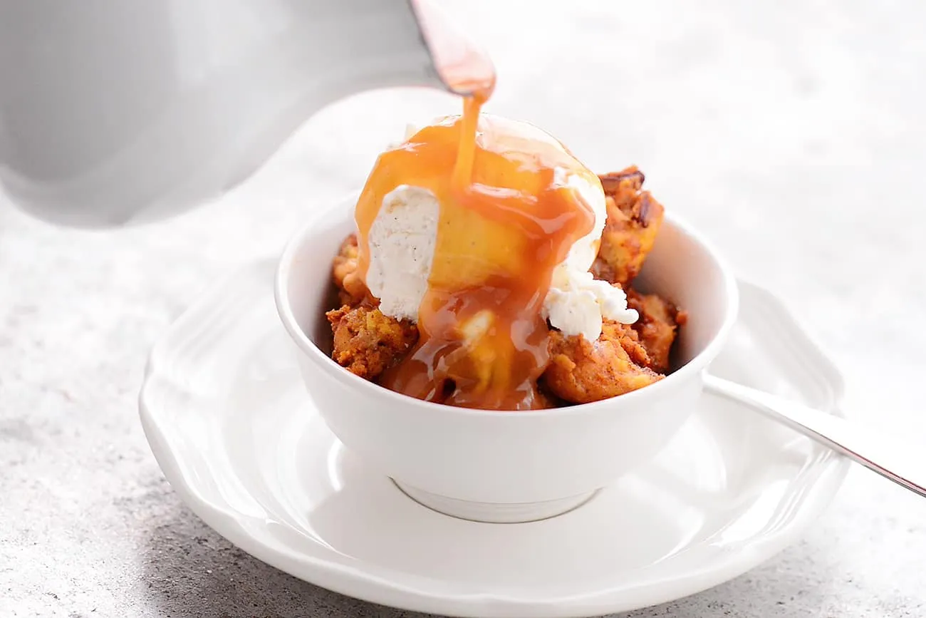 Dessert comfort food... I mean bread pudding of course! Check out these 20 best bread pudding recipes from fellow food bloggers!