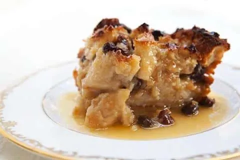 Dessert comfort food... I mean bread pudding of course! Check out these 20 best bread pudding recipes from fellow food bloggers!