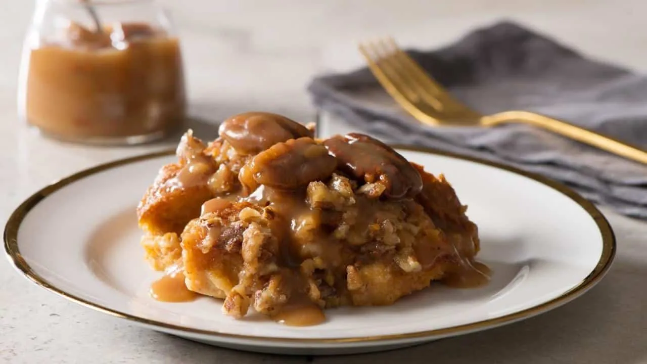 Dessert comfort food... I mean bread pudding of course! Check out these 20 best bread pudding recipes from fellow food bloggers!