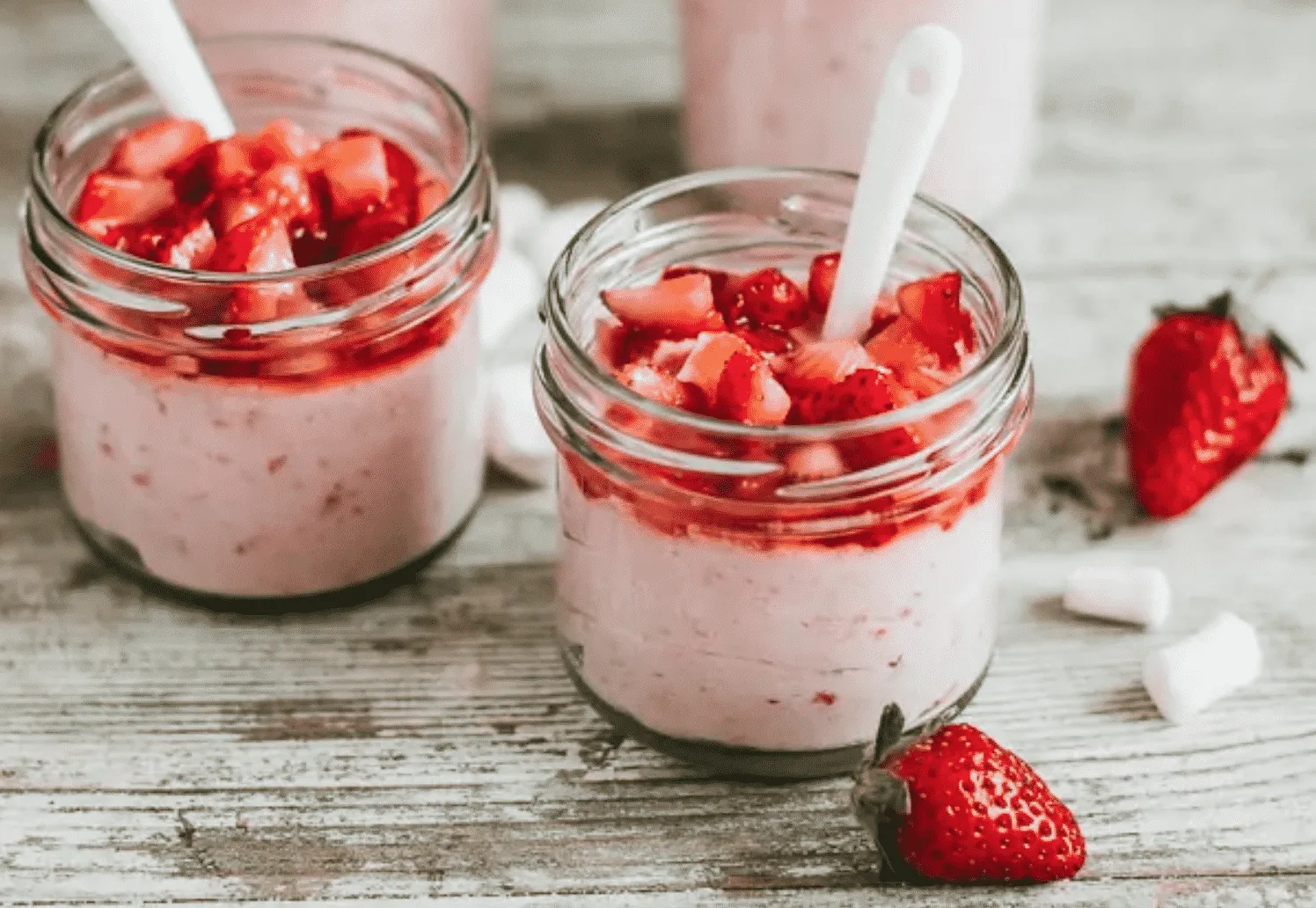 Are you a chocolate mousse fan? Then you have to check out these deliciously creative chocolate mousse recipes from fellow food bloggers!
