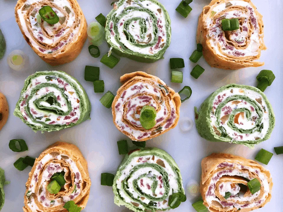 Are you looking for creative roll ups for a lunchbox, potluck party or as an appetizer? Check out these 20 pinwheel recipes from fellow food bloggers!