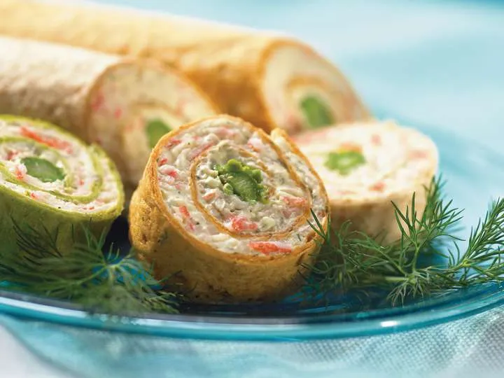 Are you looking for creative roll ups for a lunchbox, potluck party or as an appetizer? Check out these 20 pinwheel recipes from fellow food bloggers!
