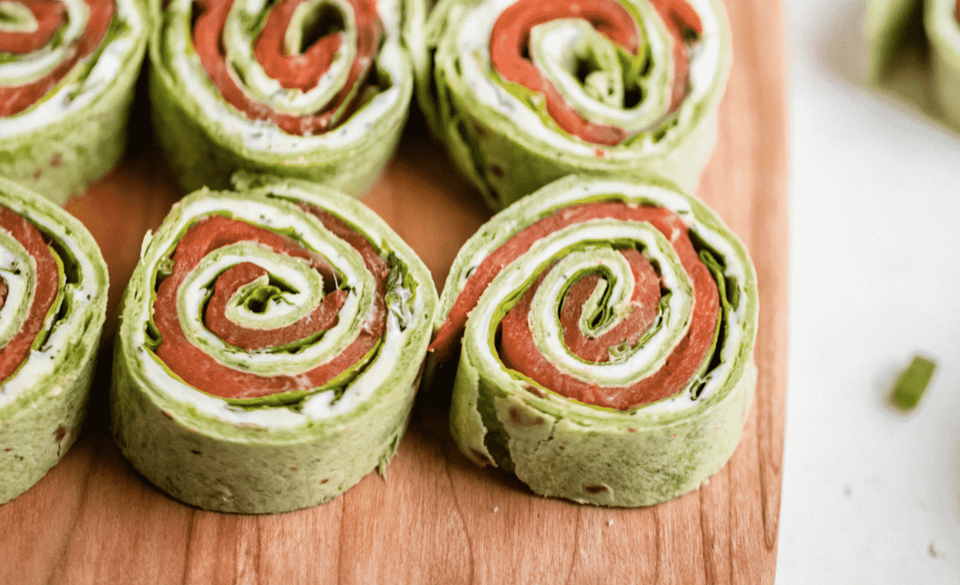 Are you looking for creative roll ups for a lunchbox, potluck party or as an appetizer? Check out these 20 pinwheel recipes from fellow food bloggers!