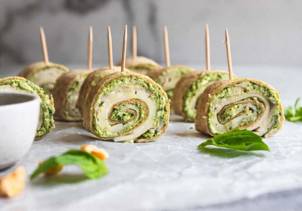 Are you looking for creative roll ups for a lunchbox, potluck party or as an appetizer? Check out these 20 pinwheel recipes from fellow food bloggers!