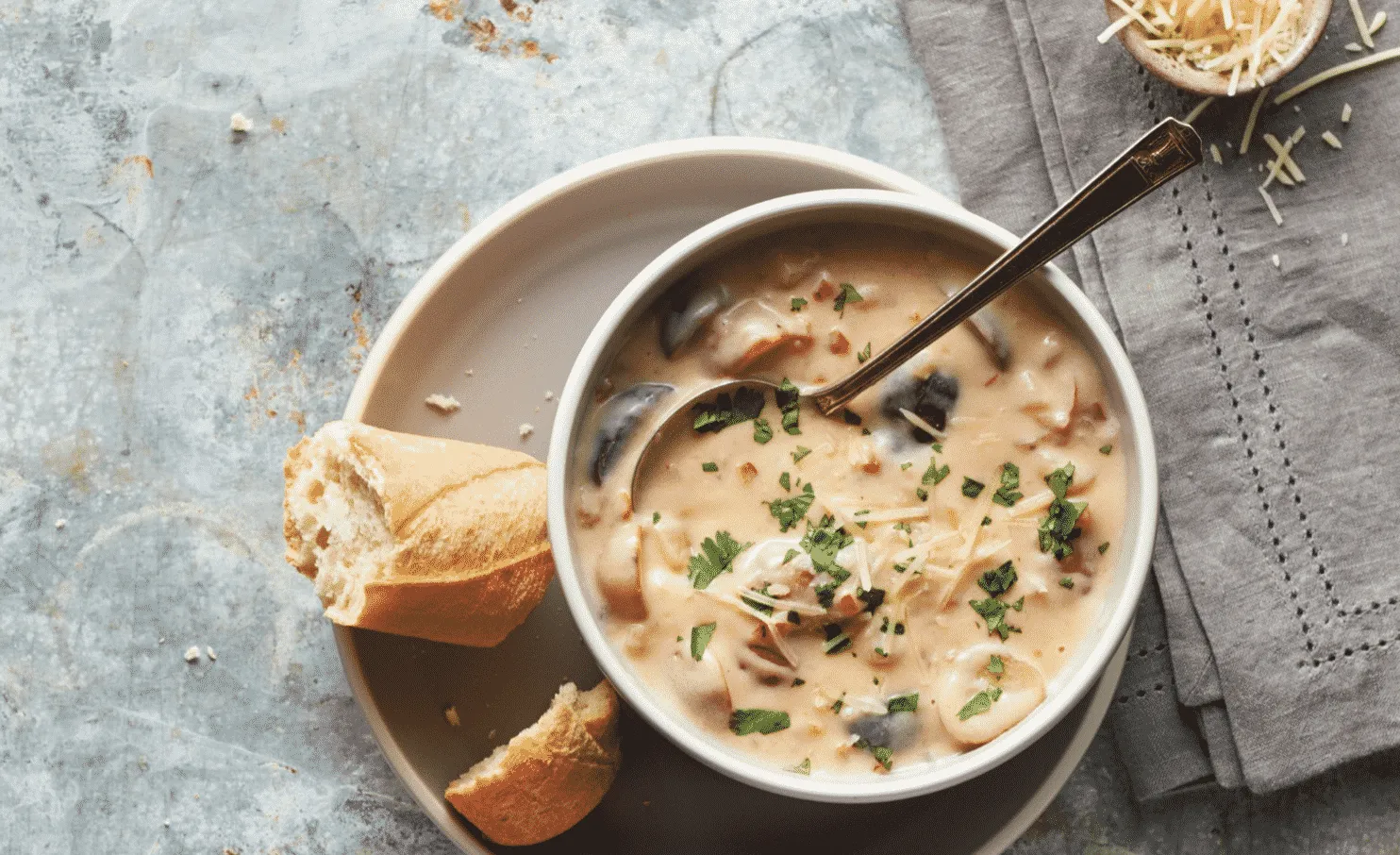 Creamy potato soup, that is the ultimate comfort food... Check out these 20 delicious potato soup recipes from my favorite food bloggers!