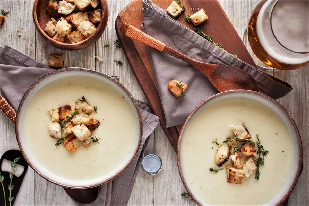 Creamy potato soup, that is the ultimate comfort food... Check out these 20 delicious potato soup recipes from my favorite food bloggers!