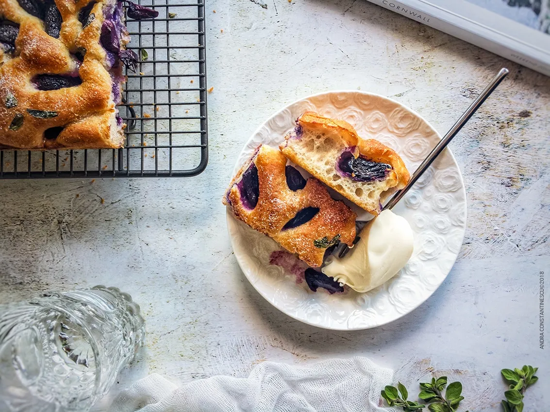 Are you looking for a cool weekend baking challenge? Then you should check out these 20 funky bread recipes with a twist, both sweet and savory!