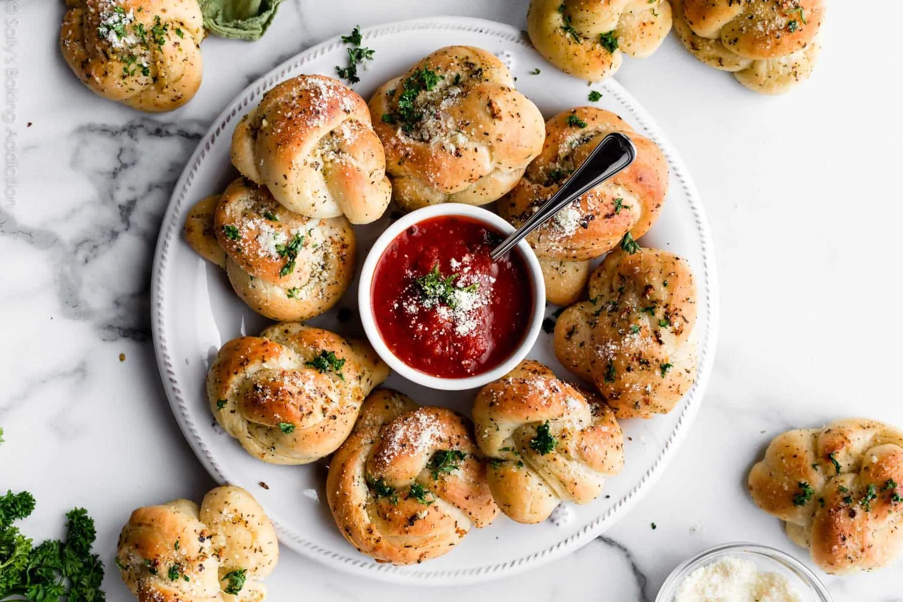 Are you looking for a cool weekend baking challenge? Then you should check out these 20 funky bread recipes with a twist, both sweet and savory!