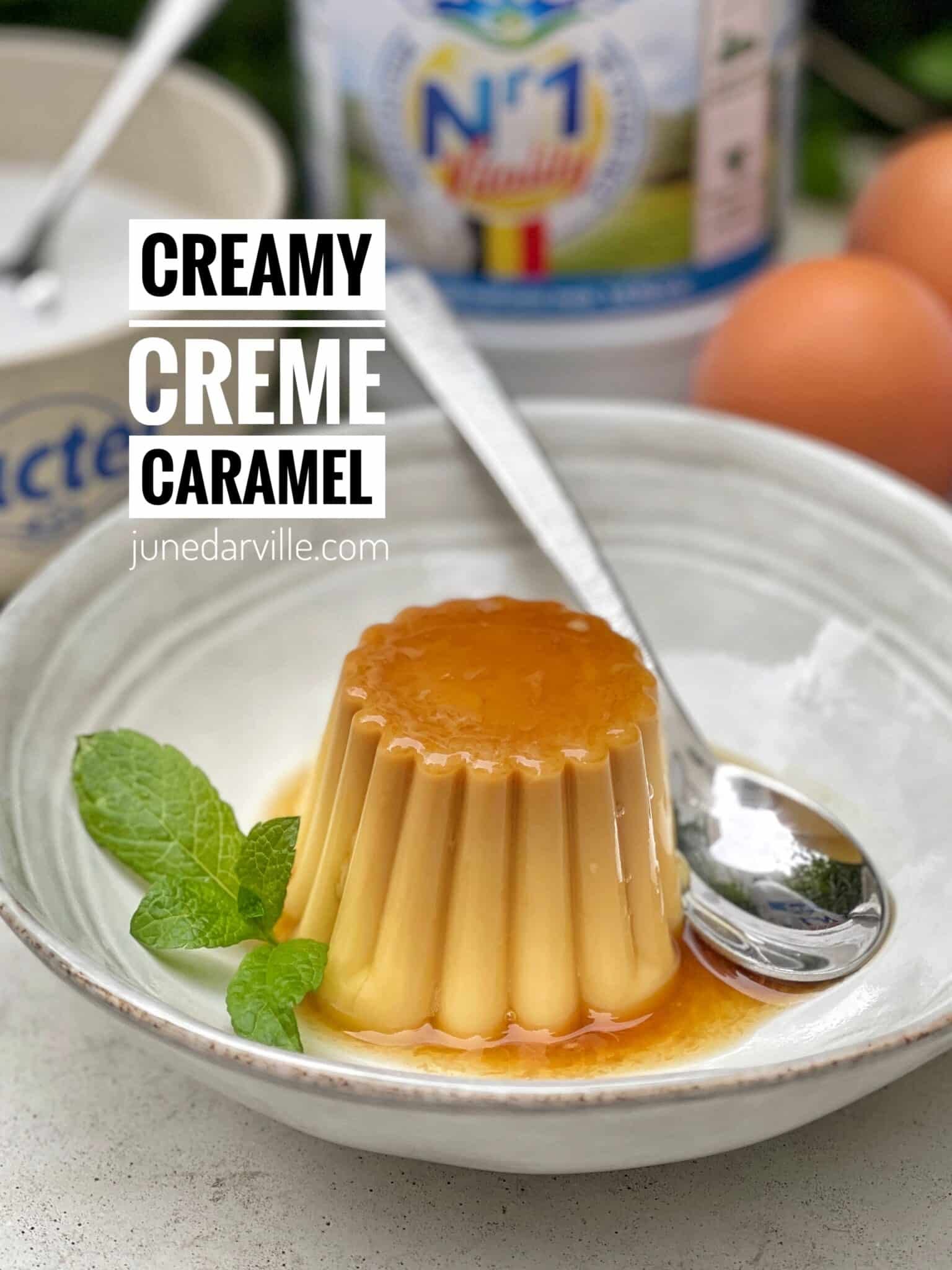 This classic creme caramel is so easy to make and needs very little ingredients! Oven baked eggs, sugar and milk: a fantastic dessert!