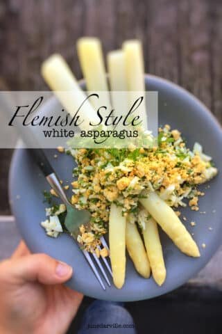 Easy White Asparagus Flemish Style Recipe Al dente white asparagus with crumbled egg, parsley and a warm butter sauce... the perfect asparagus Flemish style recipe!