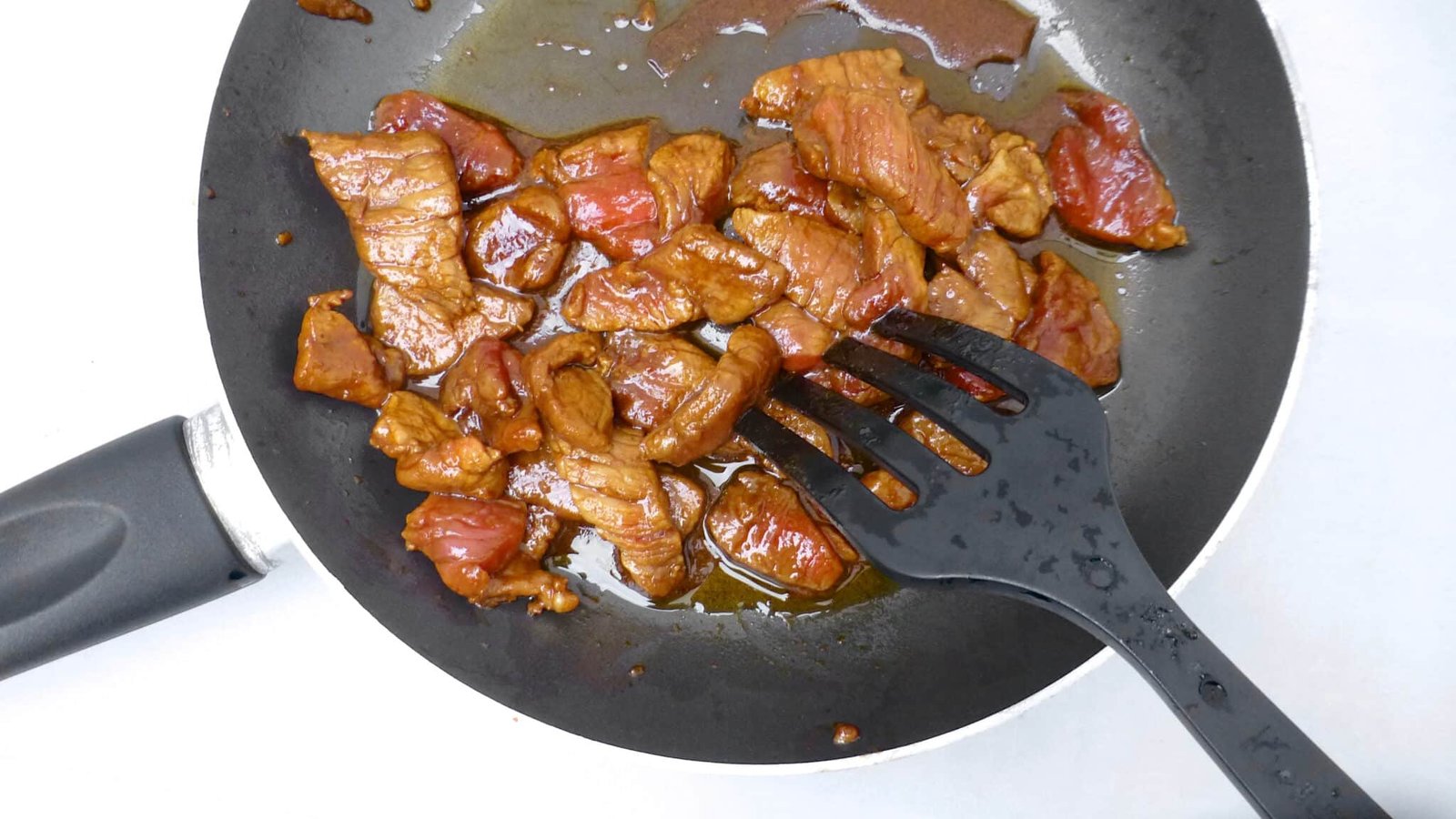 Try this traditional Cambodian beef lok lak: stir fried beef strips with soy sauce served with lettuce and tomatoes... Yum!