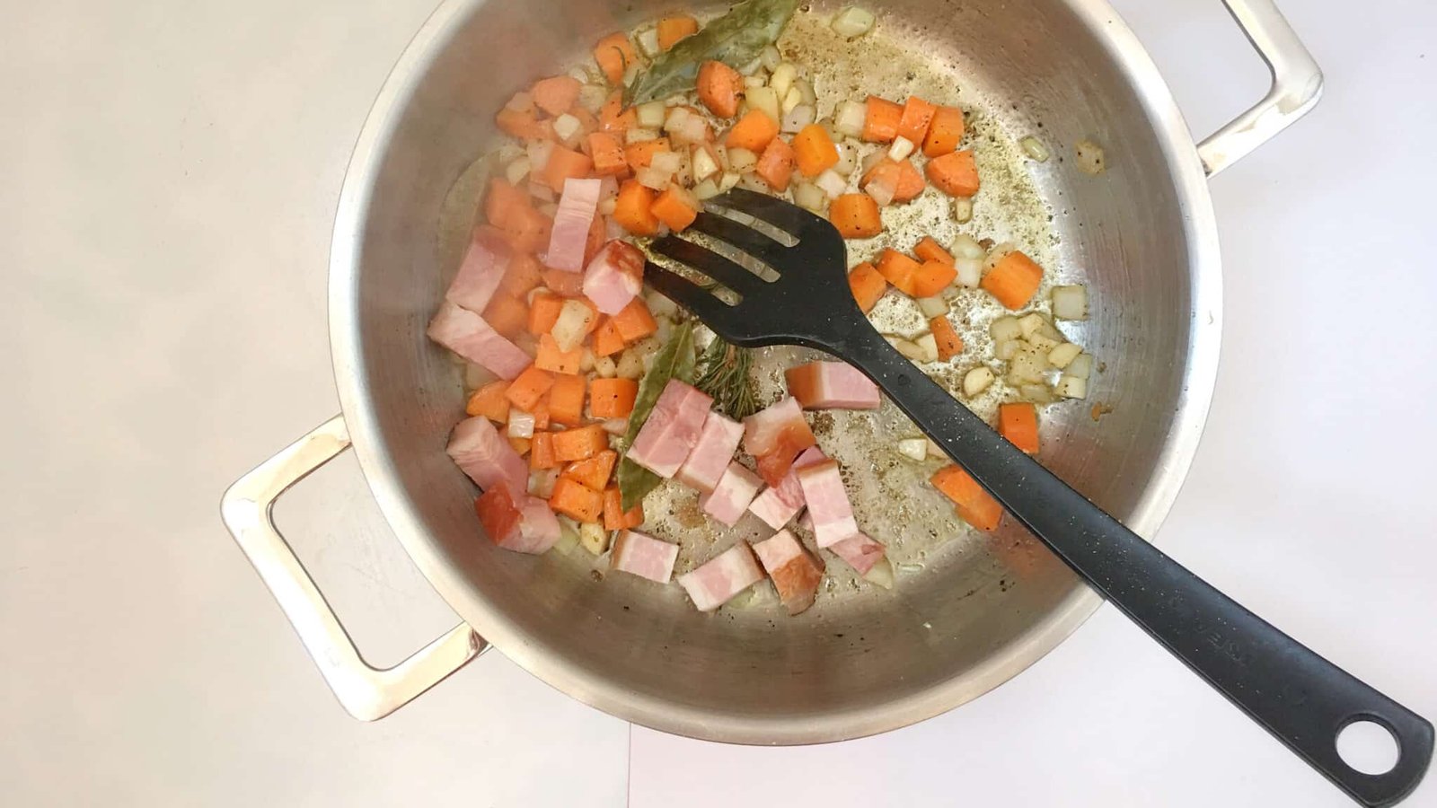 Another French classic I love: my cassoulet recipe! A simple white bean and bacon stew with confit duck... top notch French winter comfort food!