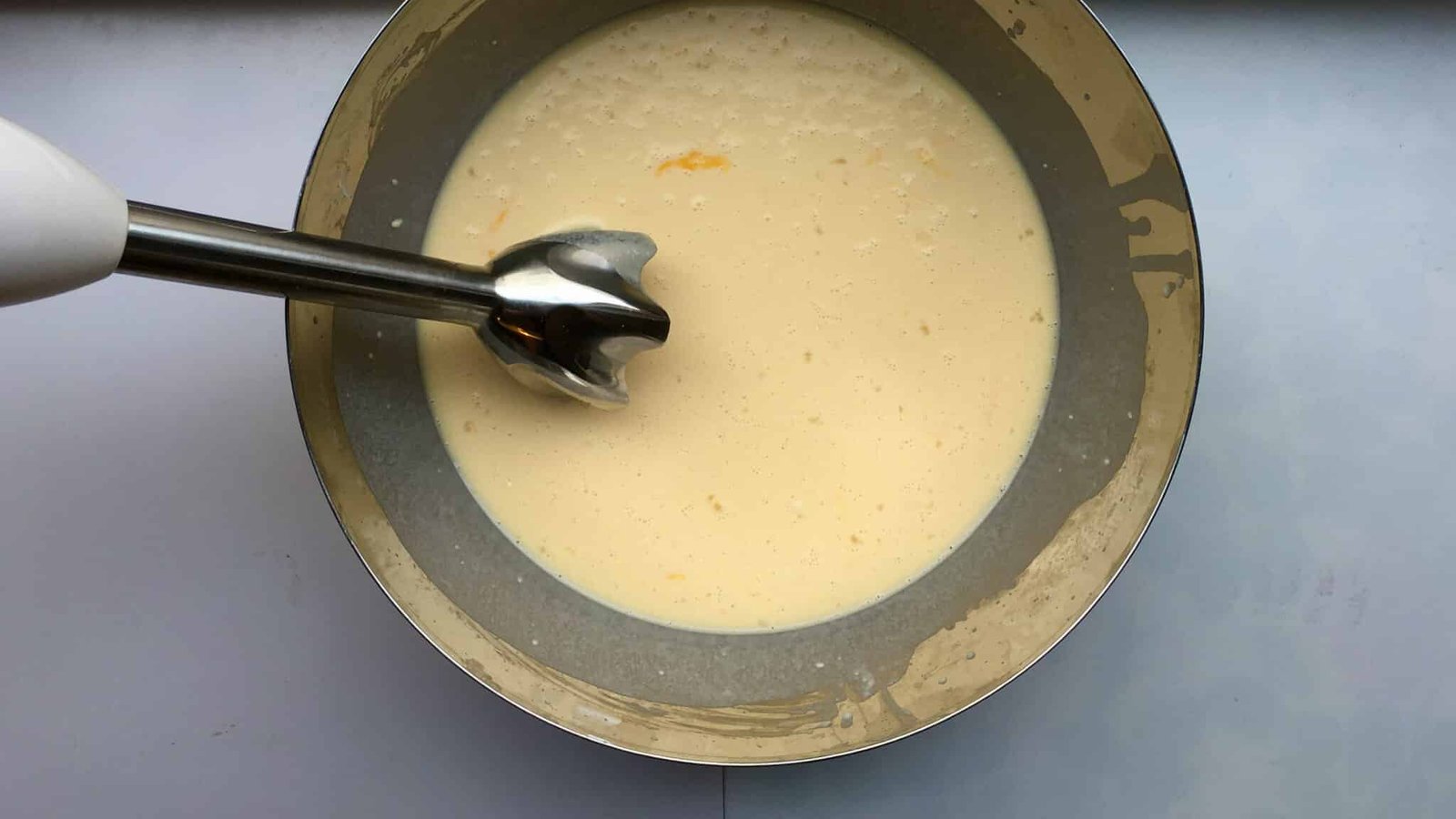 Here's how to make crepes: a failproof recipe! A step by step picture recipe to help you make the best thin crepes in the world!