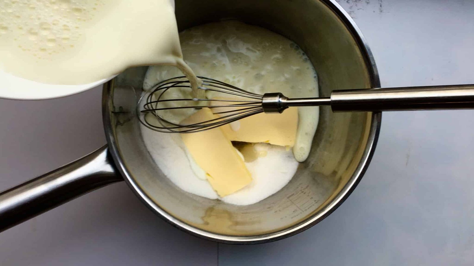 Here's how to make crepes: a failproof recipe! A step by step picture recipe to help you make the best thin crepes in the world!