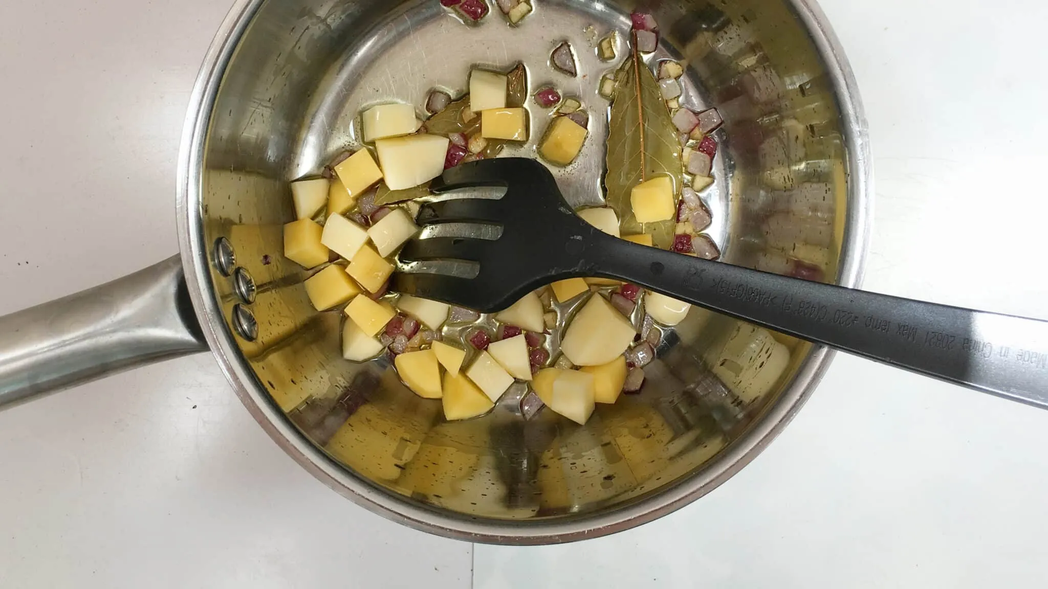 Easy French Pistou Soup French pistou soup: a provençal chunky vegetable soup with peas, green beans, potatoes, zucchini and a spoonful of basil pesto...