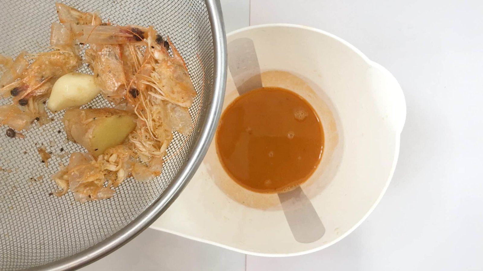 Do try out my simple ramen soup recipe with a homemade prawn broth... That's the best prawn broth ever! This ramen soup bowl also makes a delicious Asian lunch.