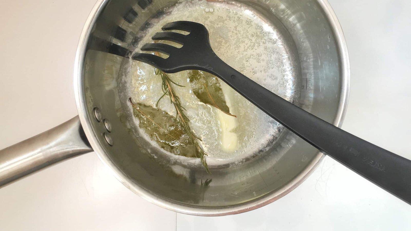 Look at this delicious waterzooi recipe! Do try out my chunky chicken stew with fresh leeks, celery, carrots and lots of cream... This is Belgian comfort food!