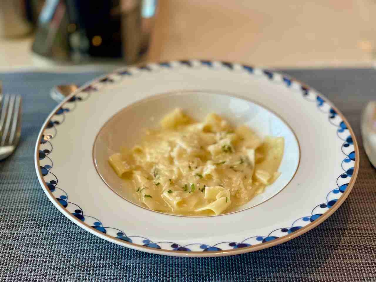 Fettuccine Alfredo