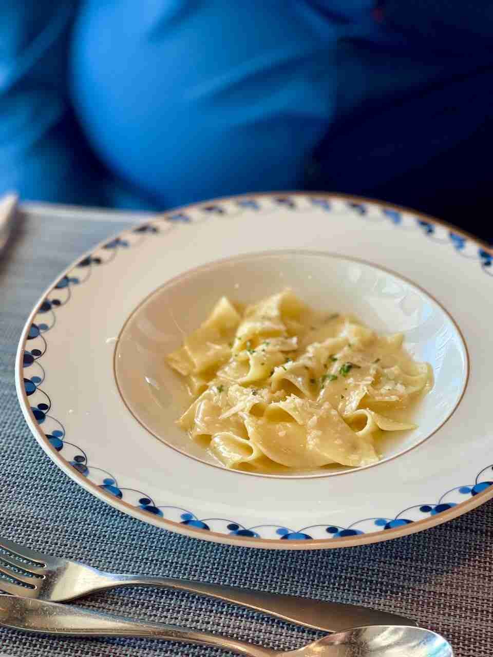 Fettuccine Alfredo