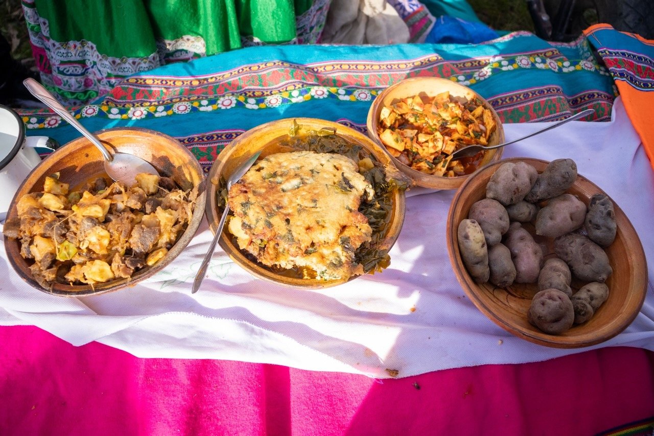 What Do Trekkers Eat in the Himalayas? A Nepal Teahouse Food Guide with a Dal Bhat Recipe Dal Bhat Recipe